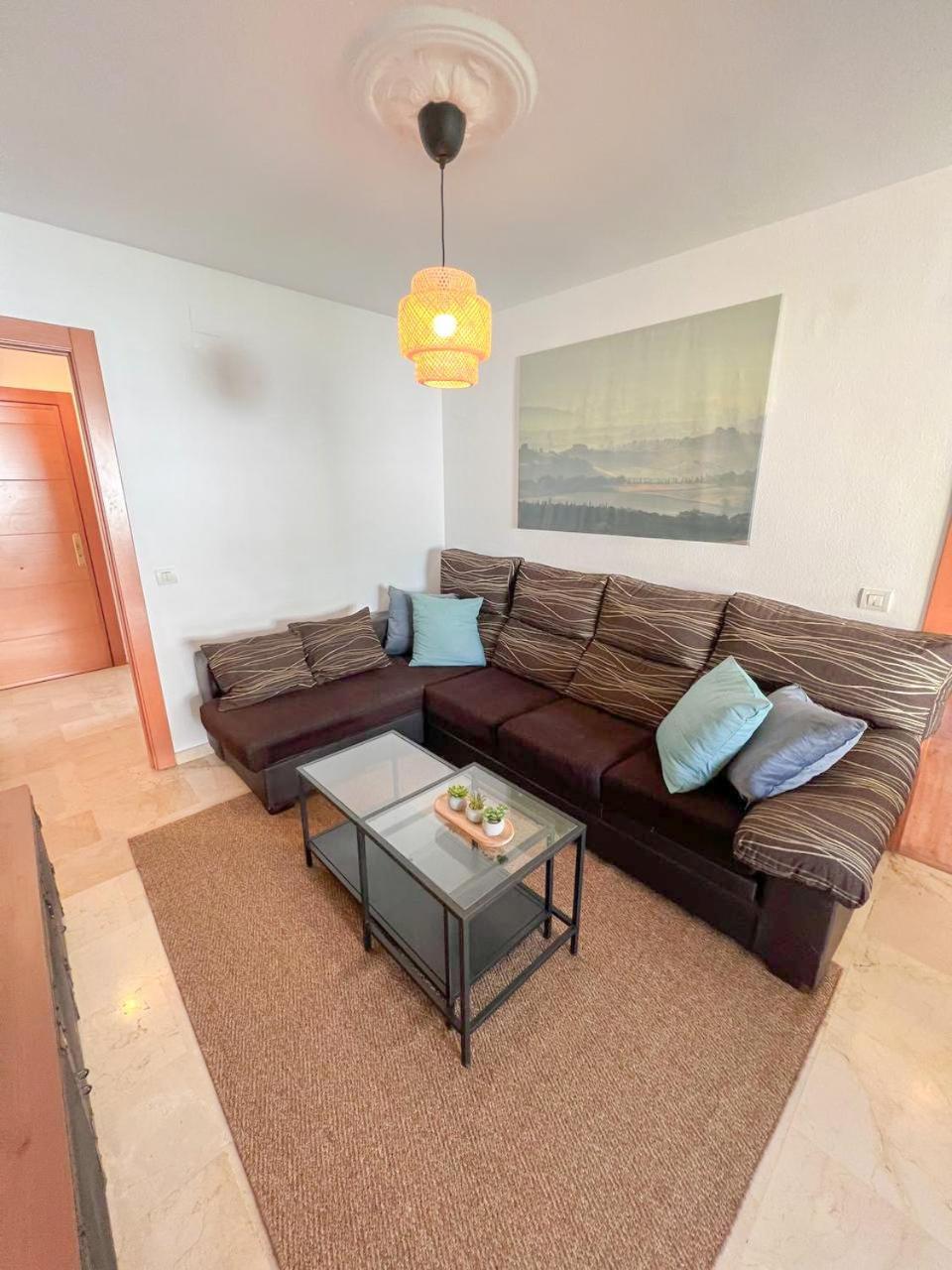 Large & Cozy Centrally Apartment Торремолінос Екстер'єр фото