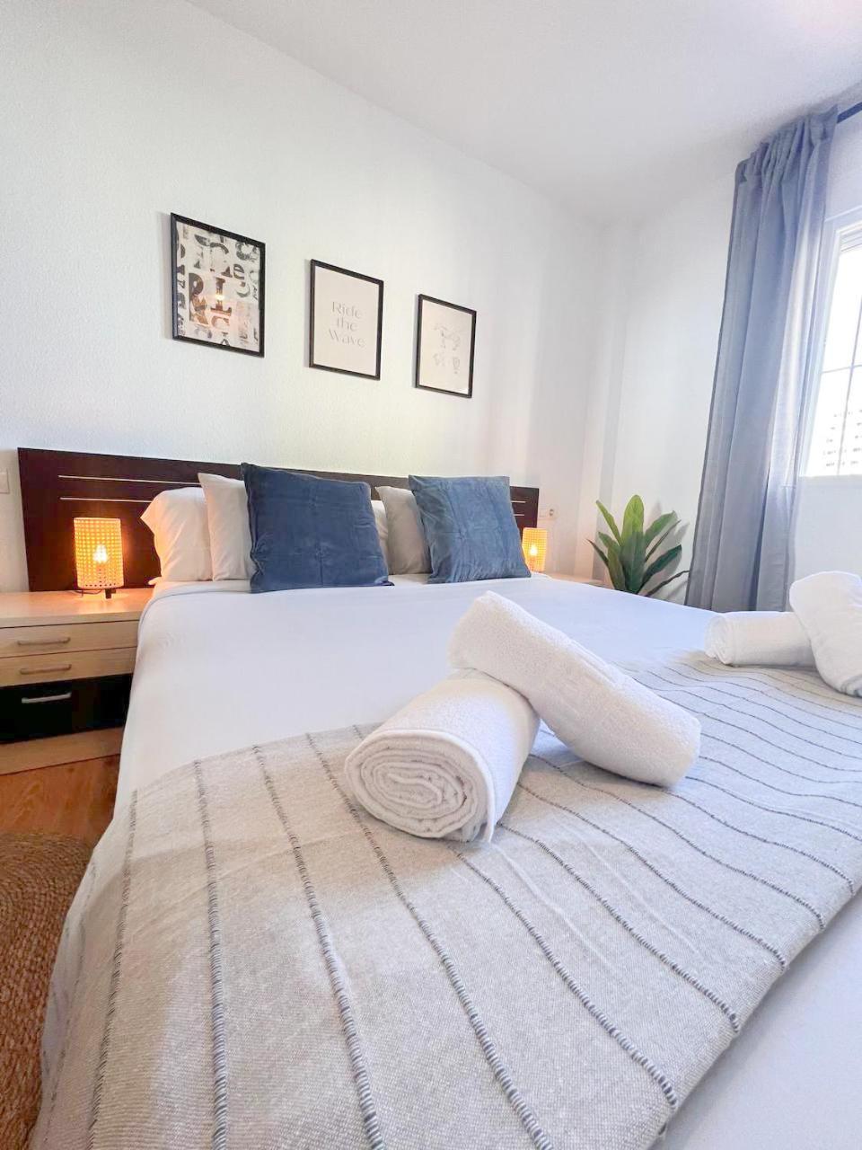 Large & Cozy Centrally Apartment Торремолінос Екстер'єр фото