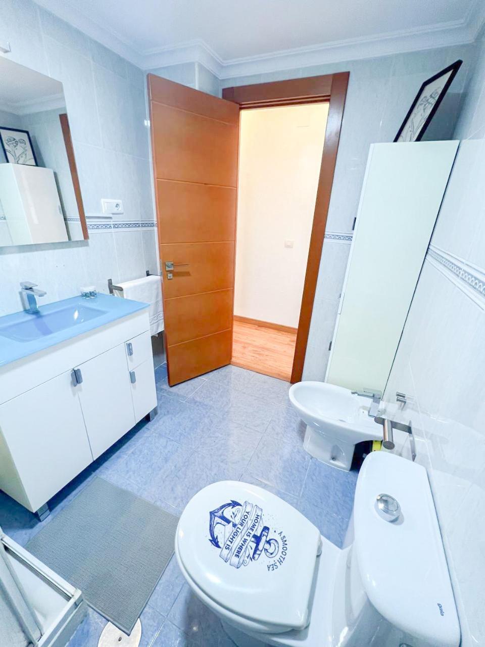 Large & Cozy Centrally Apartment Торремолінос Екстер'єр фото